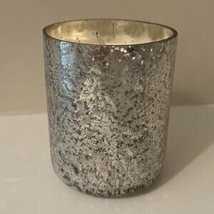 Illume - North Sky Radiant Glass Small Candle - 45506083000